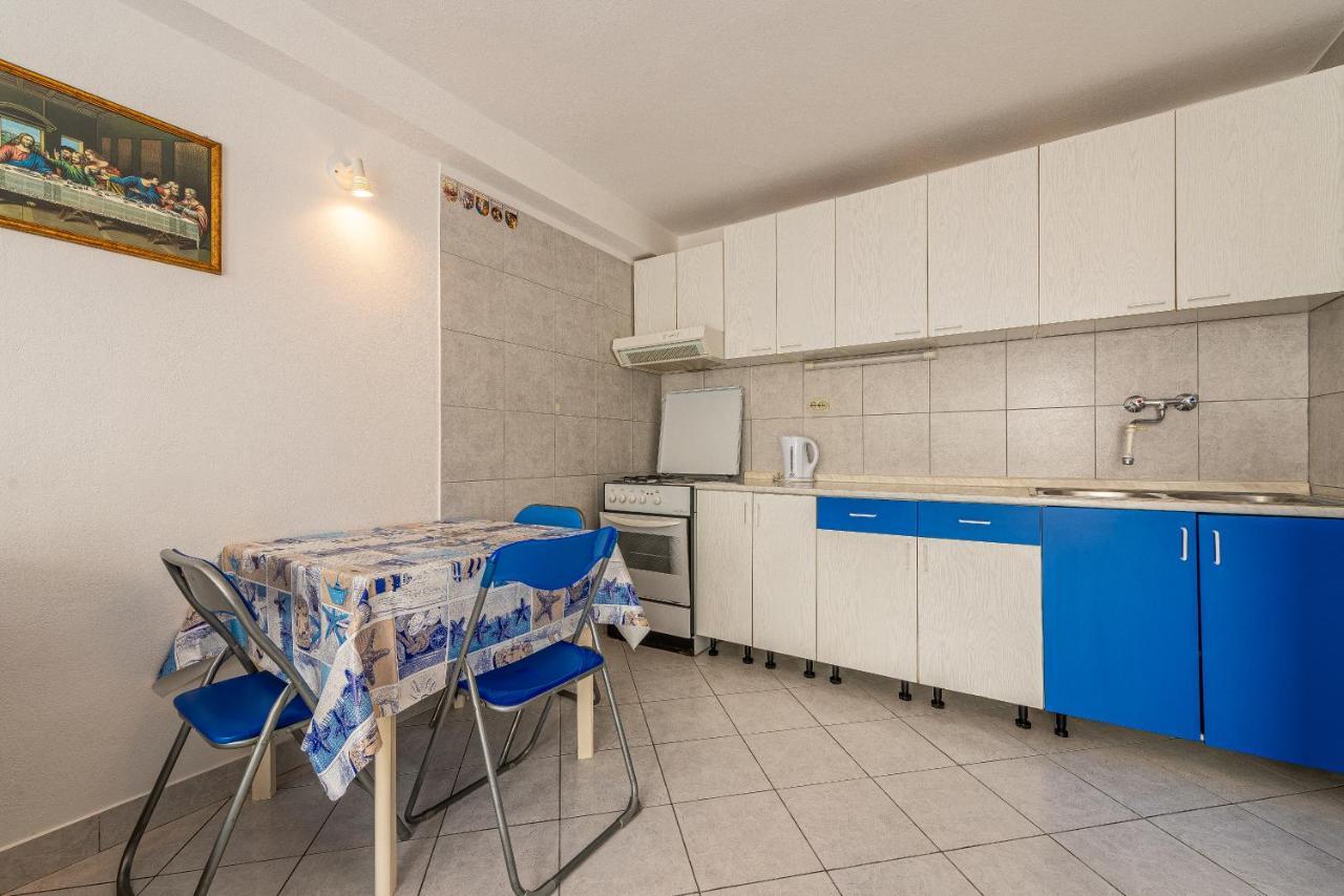 Apartment Bura Primošten Εξωτερικό φωτογραφία