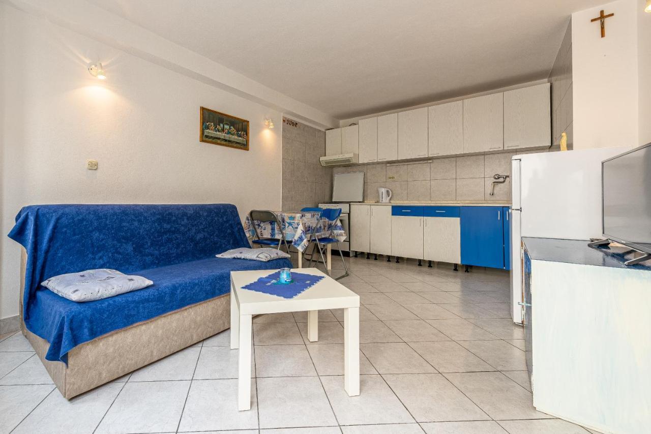 Apartment Bura Primošten Εξωτερικό φωτογραφία