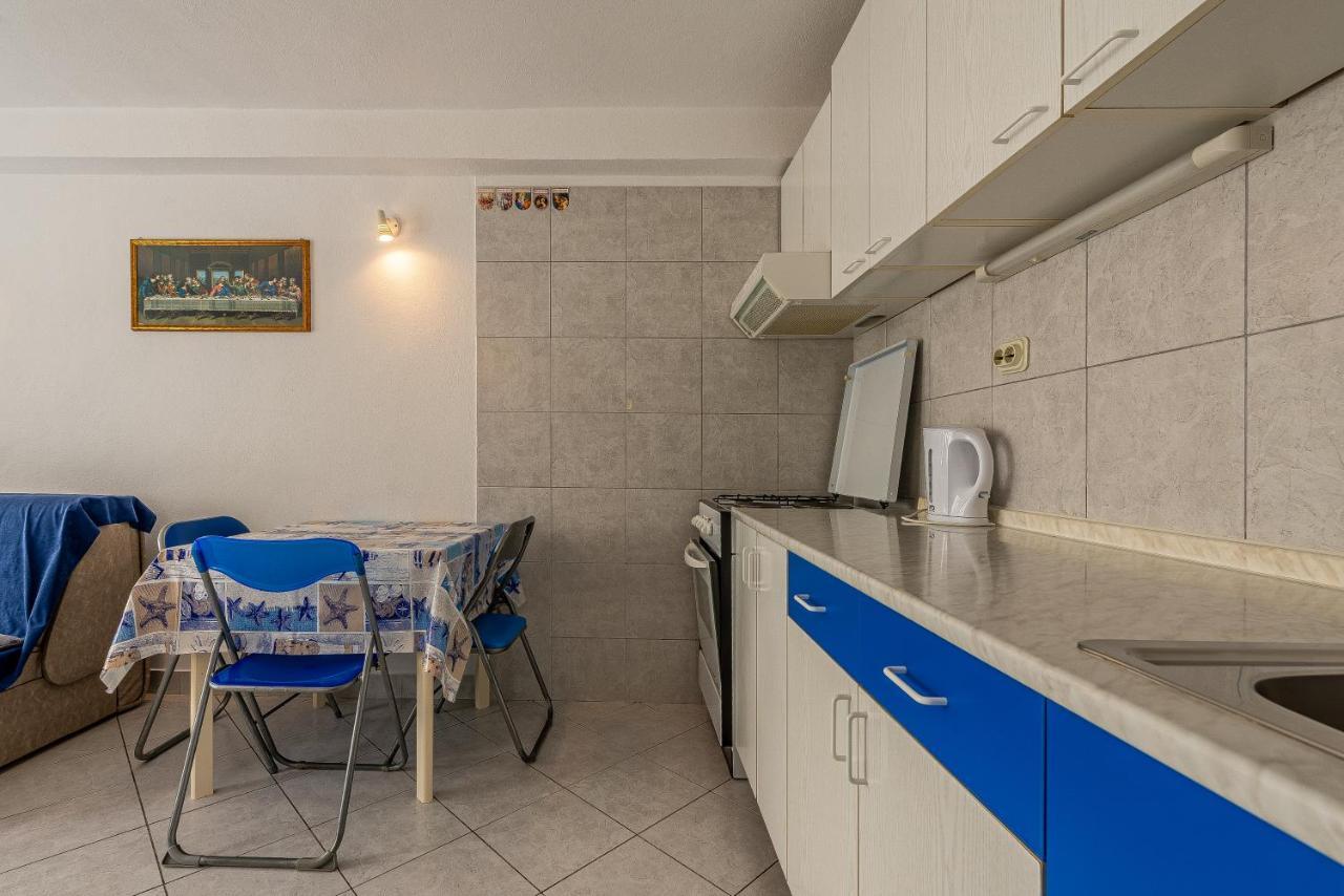 Apartment Bura Primošten Εξωτερικό φωτογραφία